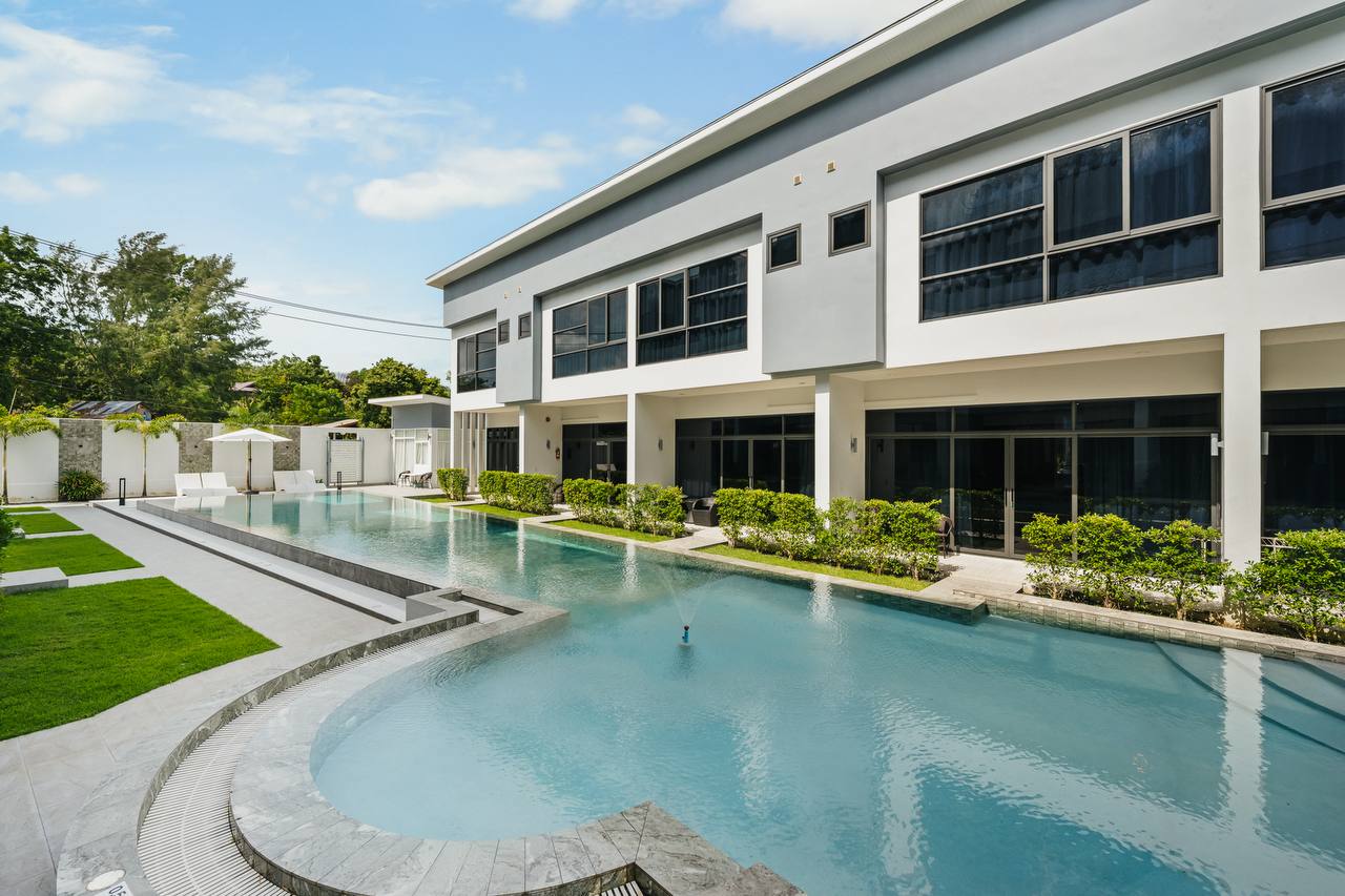 Property 675 t1.1 3 bedroom townhouse 900 meters to Choeng Mon beach.